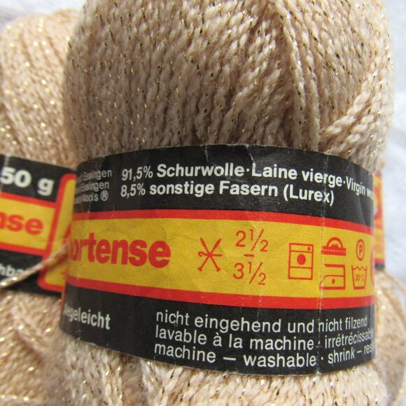 lot of 4 Esslinger Wolle Yarn, Beige, 50g(each),91.5% wool,8.5% lurex. - Picture 3 of 3